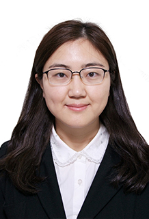张莹